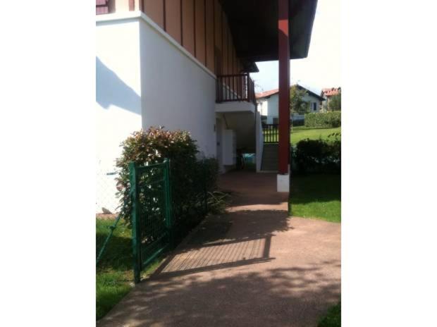 Superbe Appart Avec Jardin Et Piscine Cambo-les-Bains Exterior foto